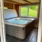 A Cote De La Station De Le Lioran Dans Le Cantal Apartment Saint-Jacques-des-Blats